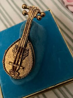 Gold-Tone Mandolin- Avon