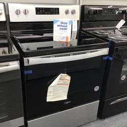 New Scratch And Dent Whirlpool 5 Burner Glass Top Stainless Steel Range. 1 year Warranty 