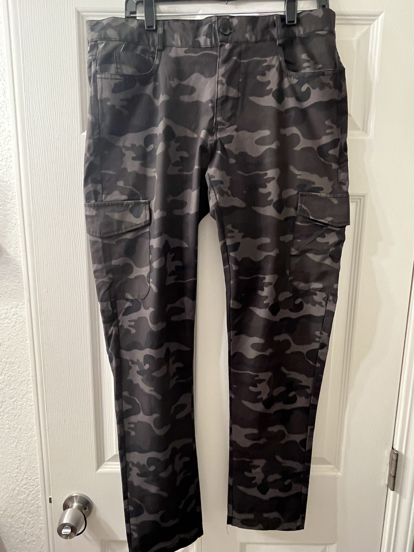 Nomad Camo Pants