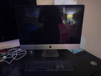 2017 Apple iMac Pro – 8-Core Xeon, 32GB RAM, 1TB SSD, Radeon Pro Vega 56