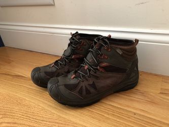 Merrell Waterproof Hicking Boots Size 5 Big Kids