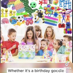 868 Pcs Party Favors Kids Toys In A Box 