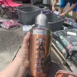 Shaker /cups Never Used