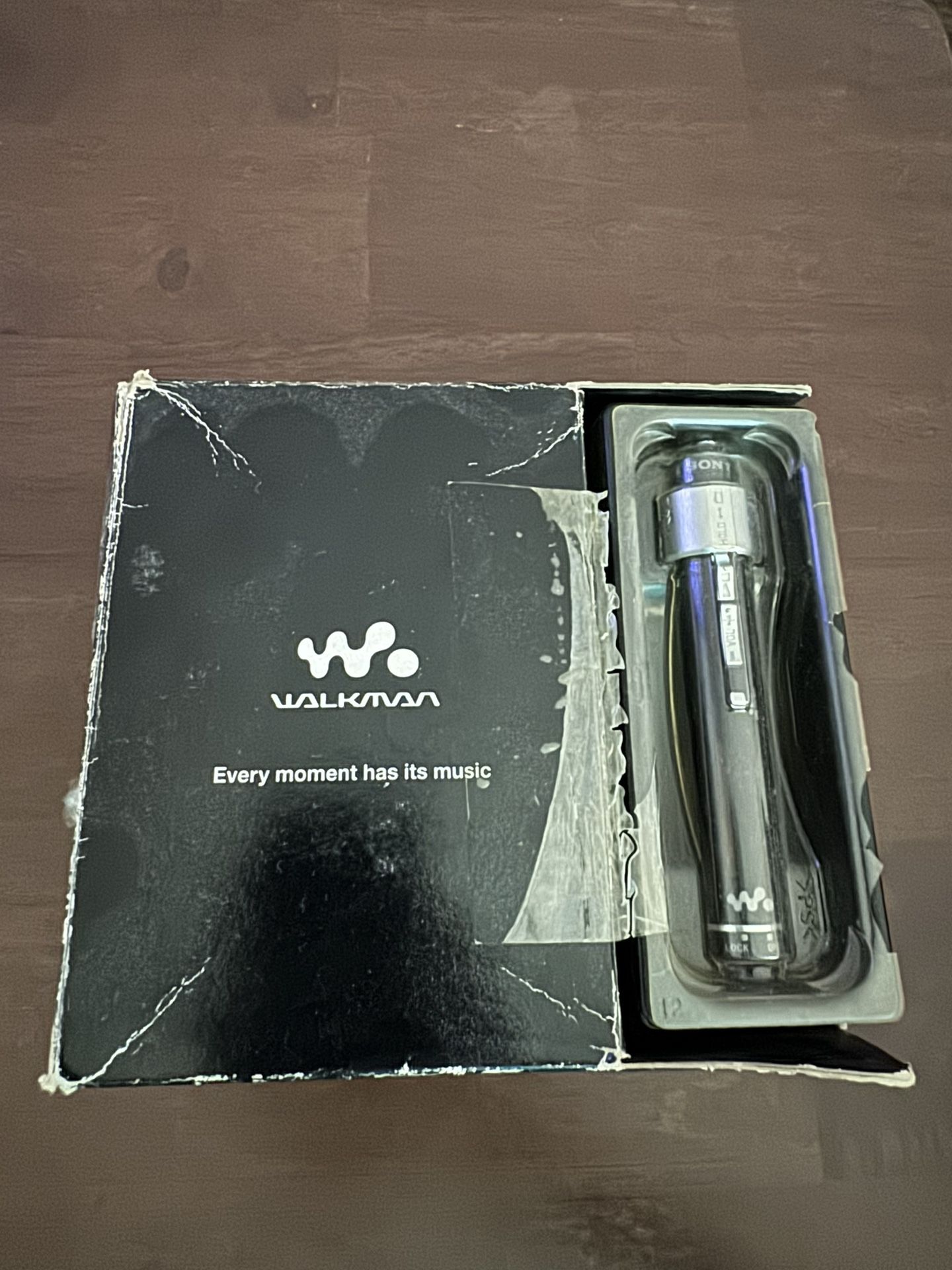 nw-s203f black 1 gig