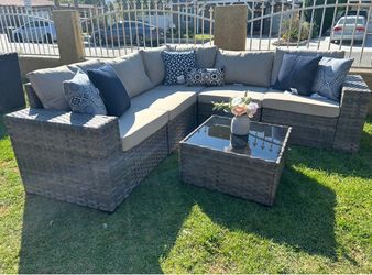 Patio Furniture set outdoor new in the box