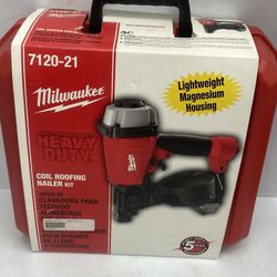 Milwaukee Coil Roofing Nailer Kit new 