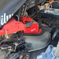 Milwaukee Lawn Mower 