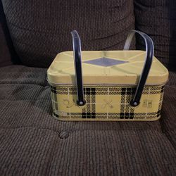 Nesco vintage yellow and black plaid picnic tin - PicnicRyte - 1950's With Lid