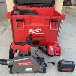 Milwaukee M18 FUEL 18V Lithium-Ion Brushless Cordless 6-1/2 in. Plunge Track Saw PACKOUT Kit with One 6.0 Ah Battery