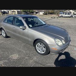 2005 Mercedes-Benz E-Class