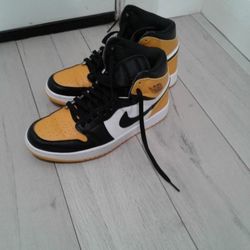 Kids Air Jordan Size 8