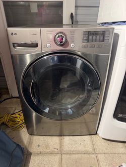 LG TrueSteam Sensor Dry Front-Load Dryer
