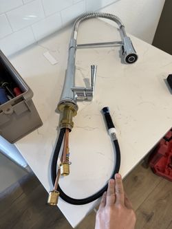 Brand New *** Pfister Kitchen Faucet- Pull Down Commercial Style