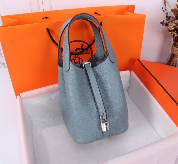 Linen blue bag