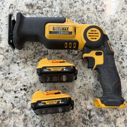 DeWalt DCS310 12V Reciprocating Saw w/ 2 NEW Batteries