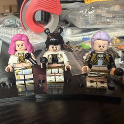 50x sets of 3 - K-pop Demon Hunters Lego-style Minifigures 