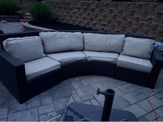 Circular me patio set - Raymour & Flanigan