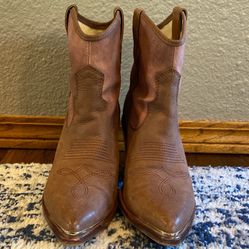 Dolce Vita Womens Boots Size 7.5
