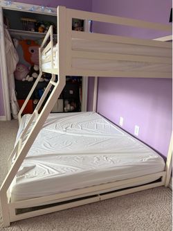 Bunk bed for sale $100 — Full over twin