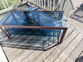 Tv stand