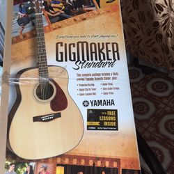 Guitar Yamaha Full Size
