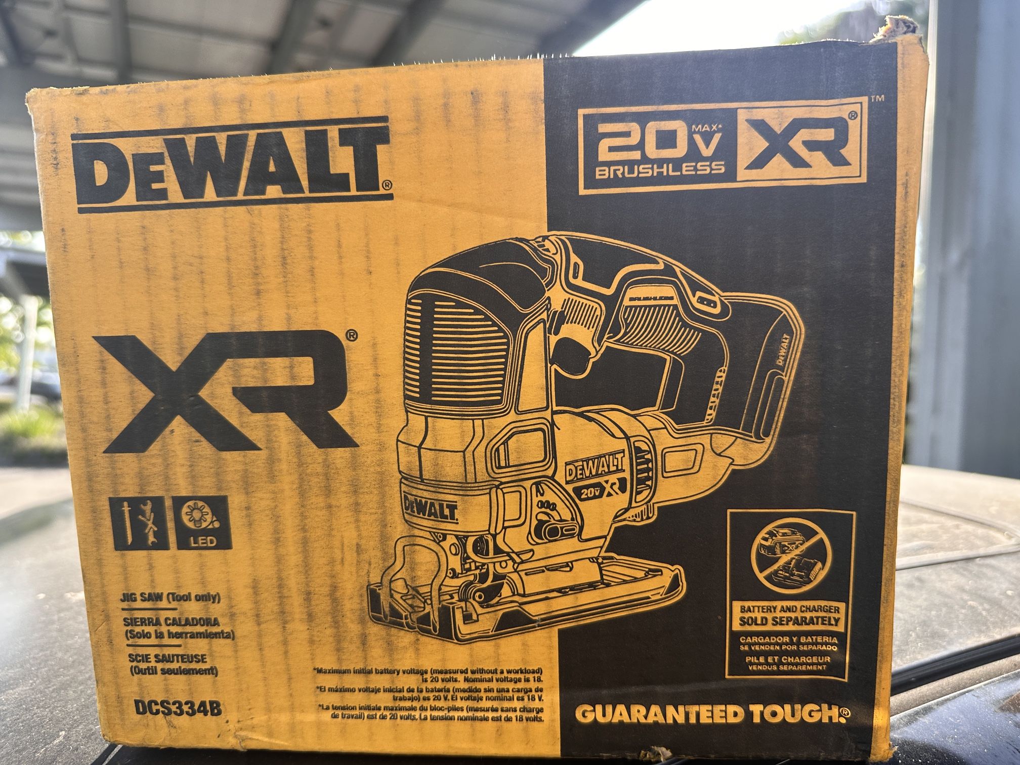 DEWALT XR 20-volt max Brushless Variable Speed Keyless Cordless Jigsaw (Battery Not Included)