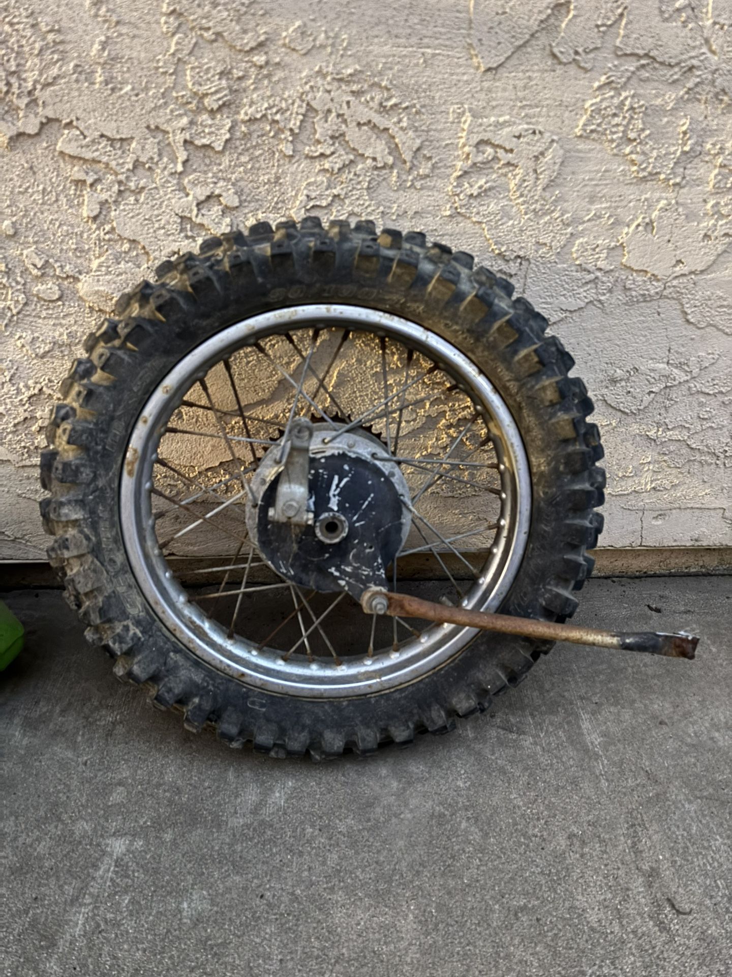 Honda XR80 Rear Wheel ??