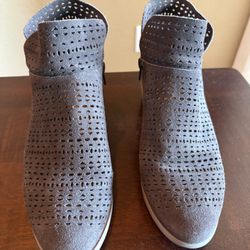 Women’s Brown Boots