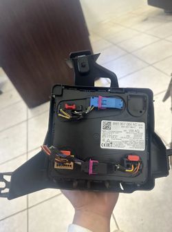 AUDI Q8 BODY COMFORT CONTROL MODULE OEM 8W1-907-064-BH 3317