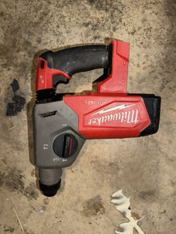 Milwaukee Sds 1” Hammerdrill