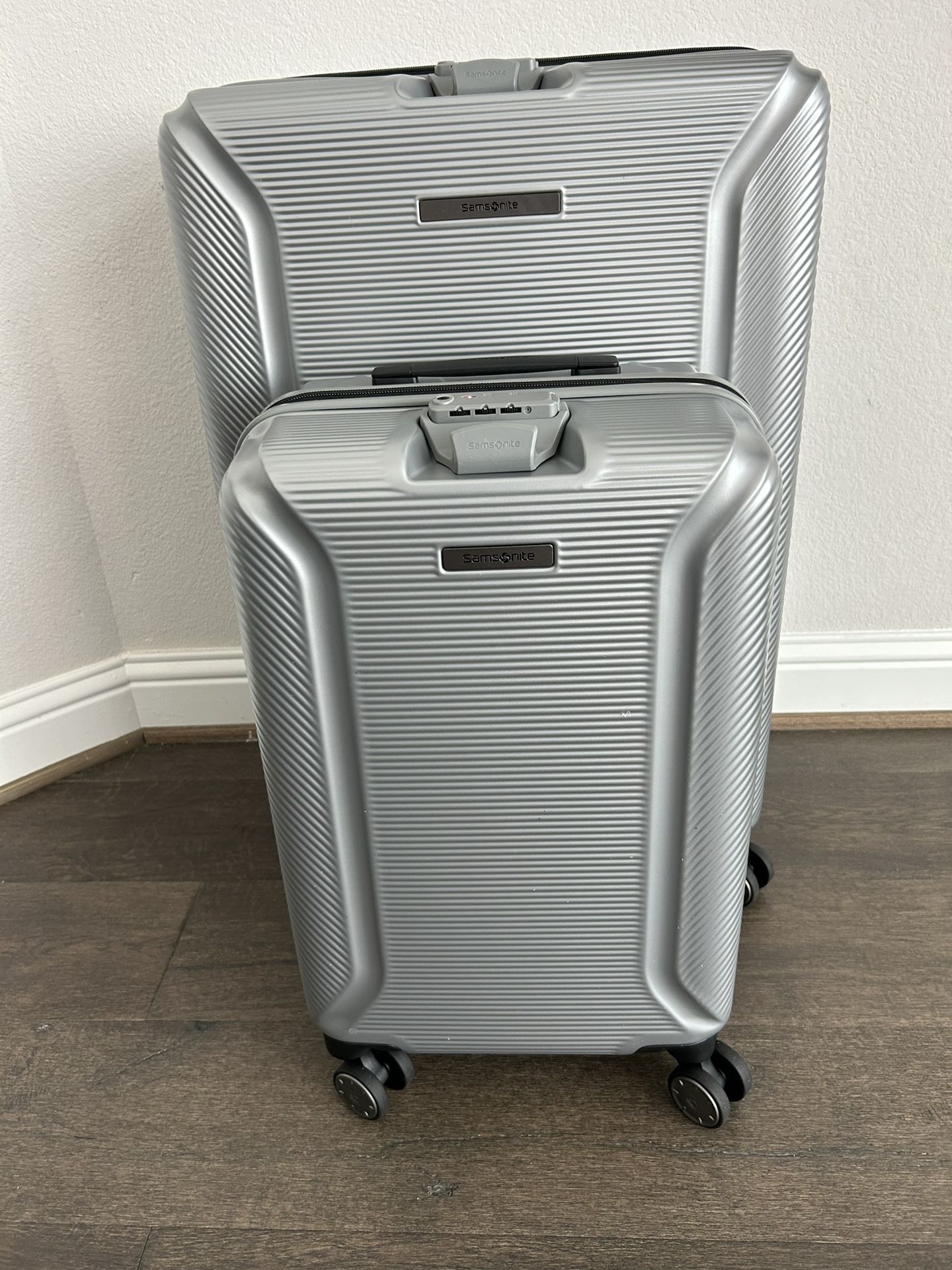 Samsonite Element XLT 2-Piece Luggage Set - gray,Spinner Wheels