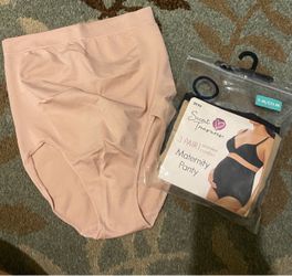 Maternity shorts