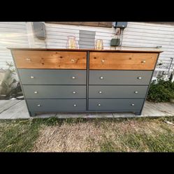 Nice Little Dresser Real Wood (pine)