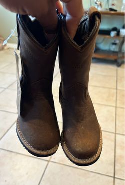 Toddler boots