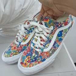 New Vans Men's Size 7.5 Women's 9/Vans De Hombre 7.5 Mujer 9