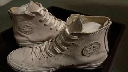 Converse Chuck Taylor Suede Men’s shoe size 9