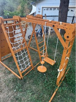 Avenlur 8-in-1 XL Indoor/Outdoor Playset