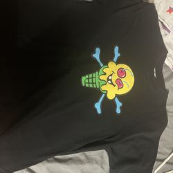 Black ice cream t-shirt size m