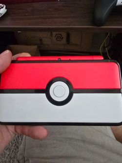 Pokeball 2DSXL