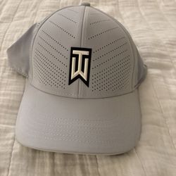 Hat Bundle – 9 Total (8 Caps + 1 Beanie) | Nike, Dodgers, TravisMathew | New & Like New