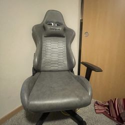 Gaming chair