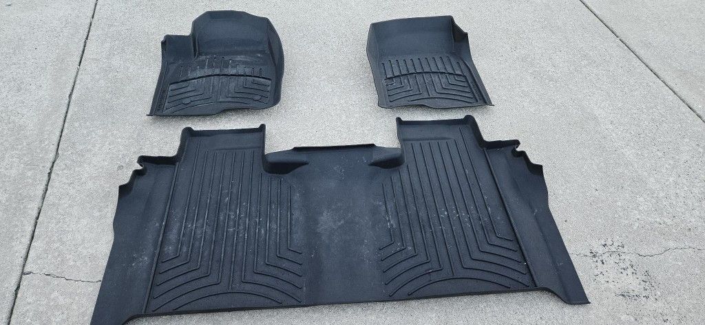 WeatherTech Floor Liner HP Chevrolet Silverado 2025 Floor Mats