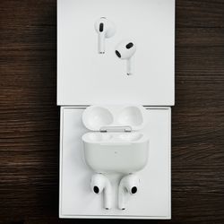 Apple AirPods (3rd generation) with MagSafe Charging Case 