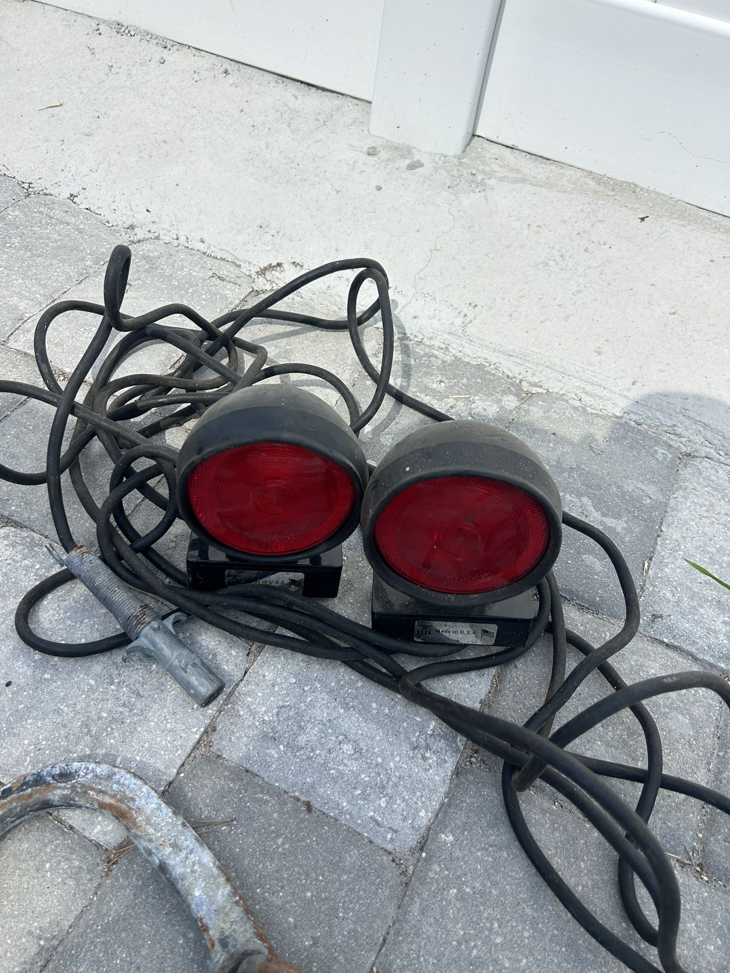 Tow Lights & Chain Ford Chevy Tow Trucks