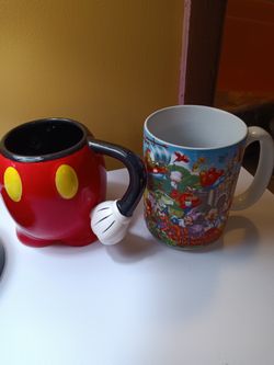 2 Disney Cups