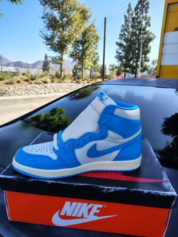 Air Jordan 1 High UNC Blue
