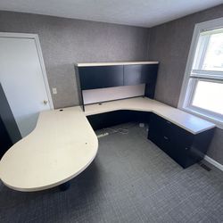 Complete Desk And Office Set