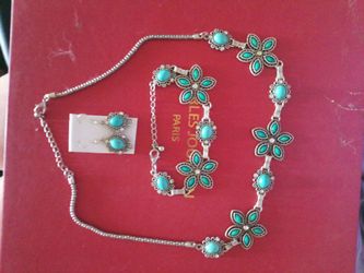 Set of jewelry