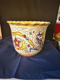 Beautiful Italy Vase