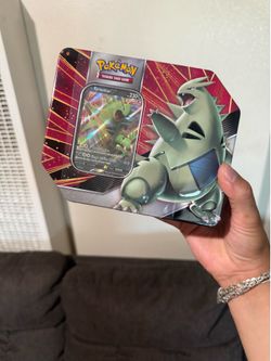 Pokemon V Strikers Tin - Tyranitar V